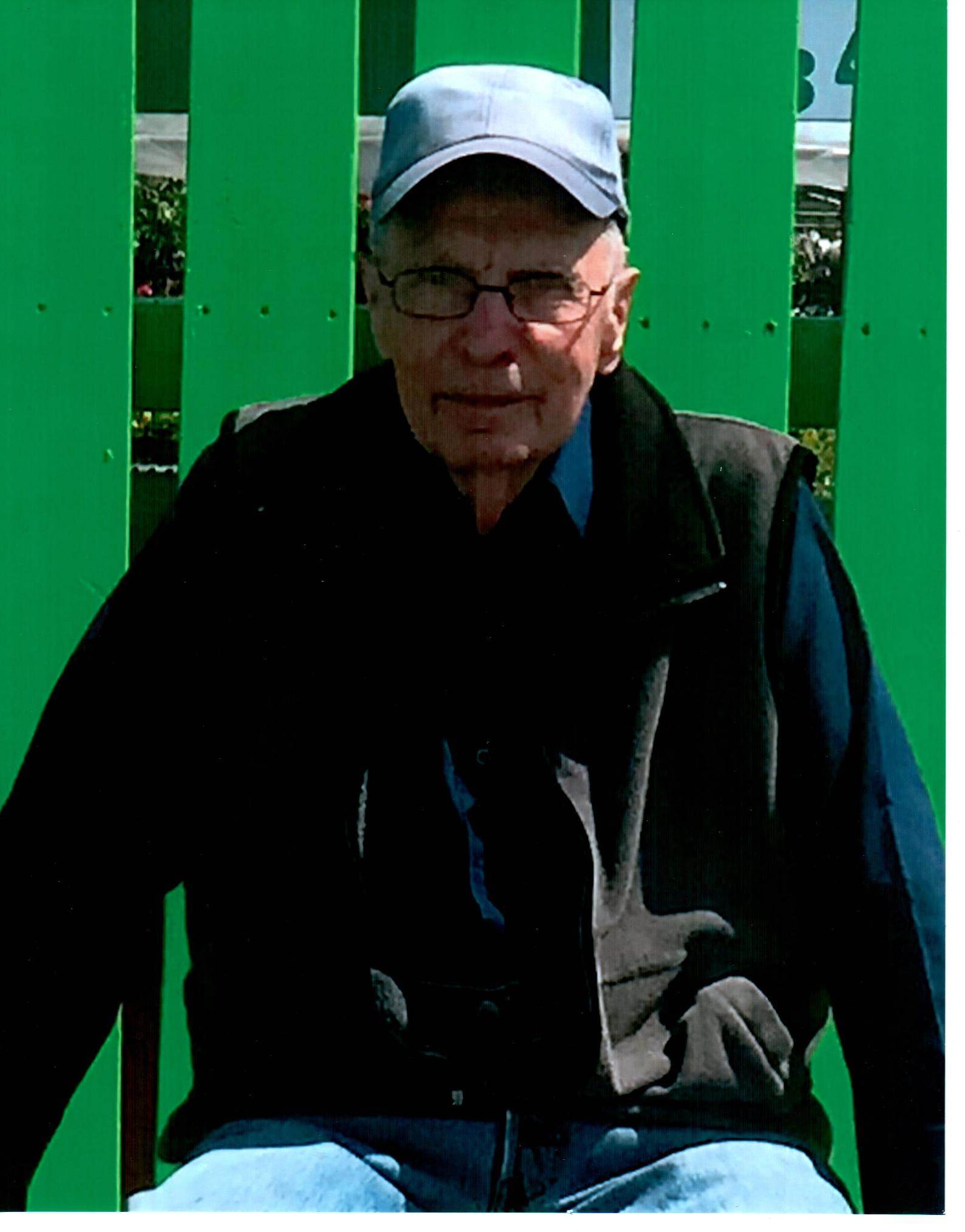 Earl b (cast) Funeraweb.tv